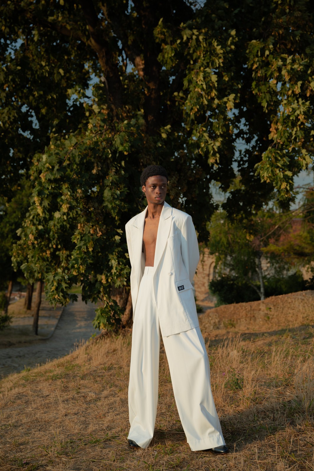 Fashion source image before faceless body crop